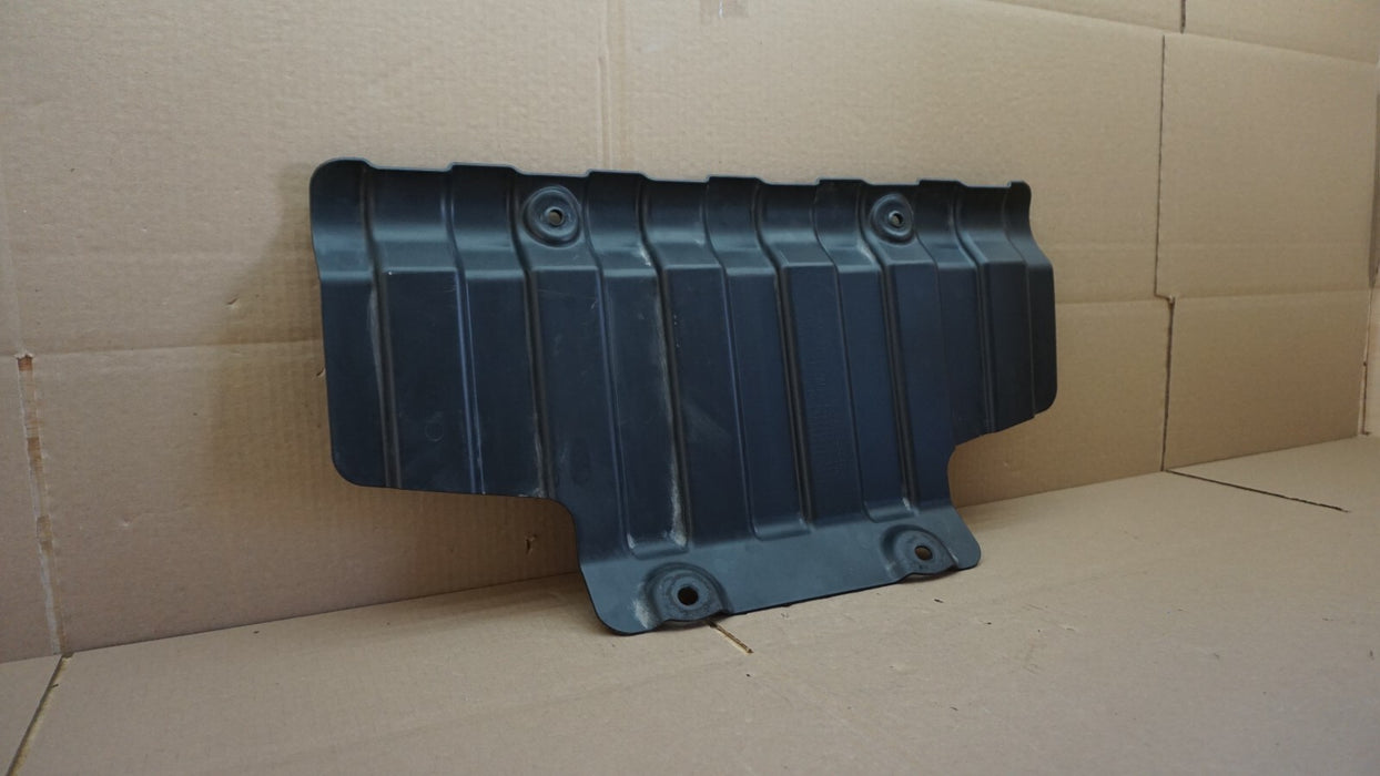2020-2021 CHEVROLET SILVERADO 2500HD ENGINE UNDERBODY SPLASH SHIELD COVER OEM