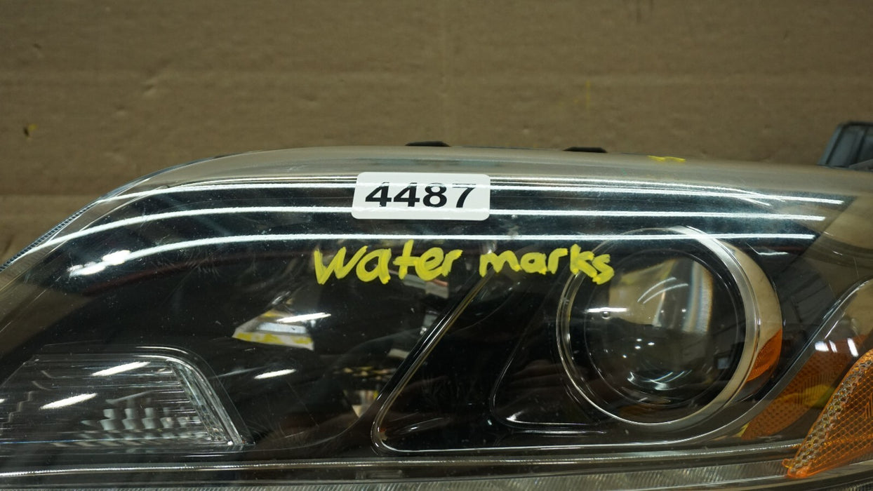 2015-2018 TOYOTA SIENNA FRONT LEFT DRIVER SIDE HEADLIGHT HEADLAMP HALOGEN OEM
