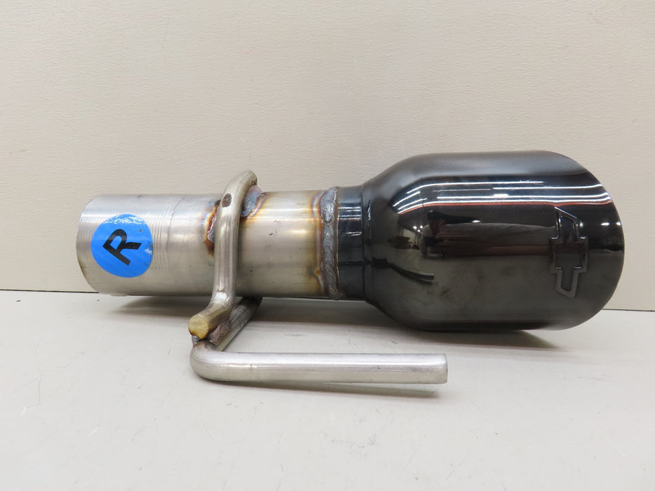 2020-2024 CHEVROLET CAMARO 6.2L REAR EXHAUST TIPS OEM