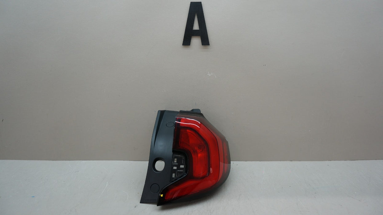 2018-2021 GMC TERRAIN RH RIGHT REAR TAIL LIGHT 84379498 OEM