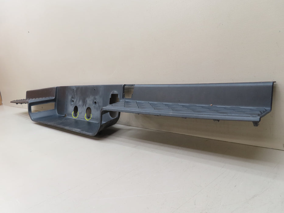 2019-2024 RAM 1500 REAR STEP PAD TRIM OEM 68299105
