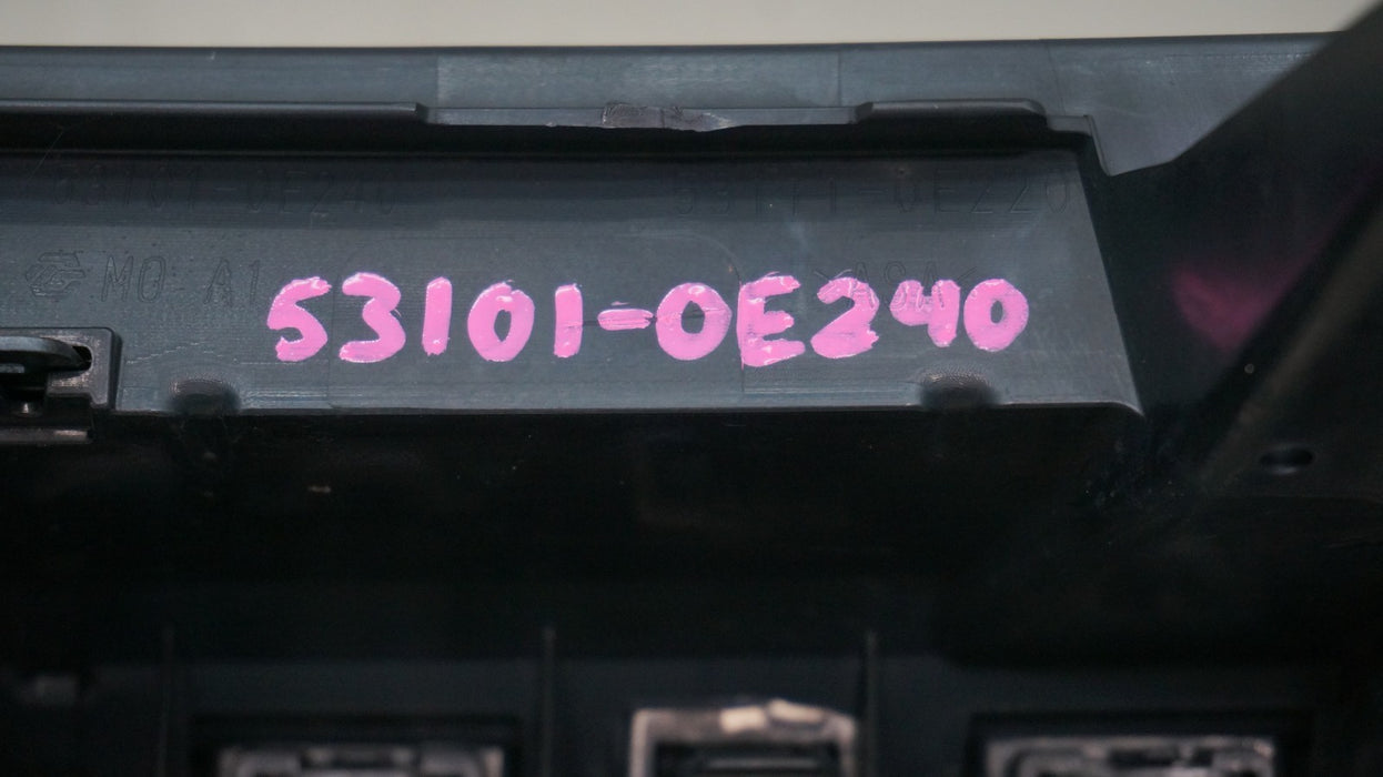 2016-2019 TOYOTA HIGHLANDER FRONT RADIATOR GRILLE GRILL 53101-0E240 OEM