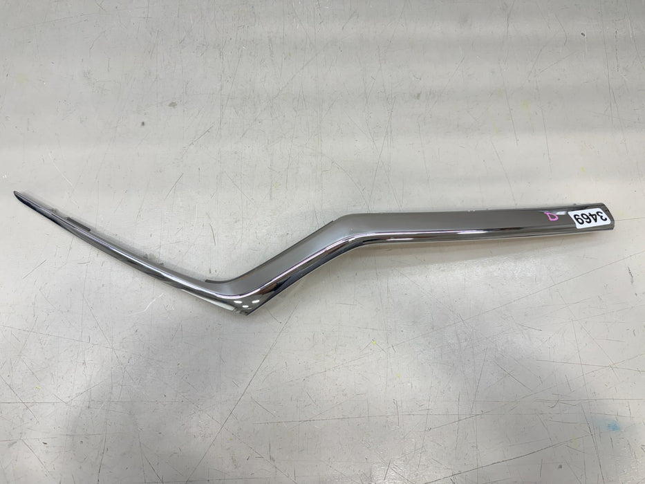 2017-2019 HONDA CR-V RH FRONT GRILLE MOLDING OEM 71123-TLA-A000