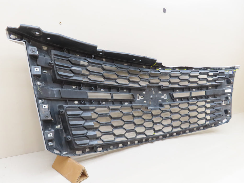 2015-2020 CHEVROLET TAHOE/SUBURBAN FRONT RADIATOR GRILL GRILLE OEM 23440914