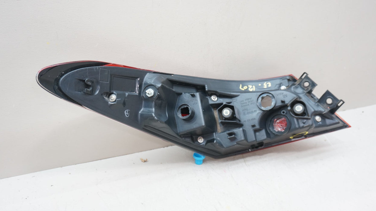2018-2024 TOYOTA CAMRY REAR RIGHT PASSENGER SIDE TAIL LIGHT OEM