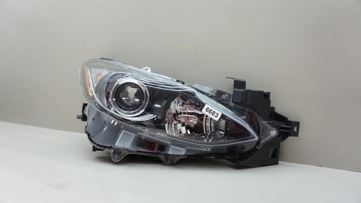 2014-2016 MAZDA 3 FRONT RIGHT PASSENGER SIDE HEADLIGHT HALOGEN AFTERMARKET