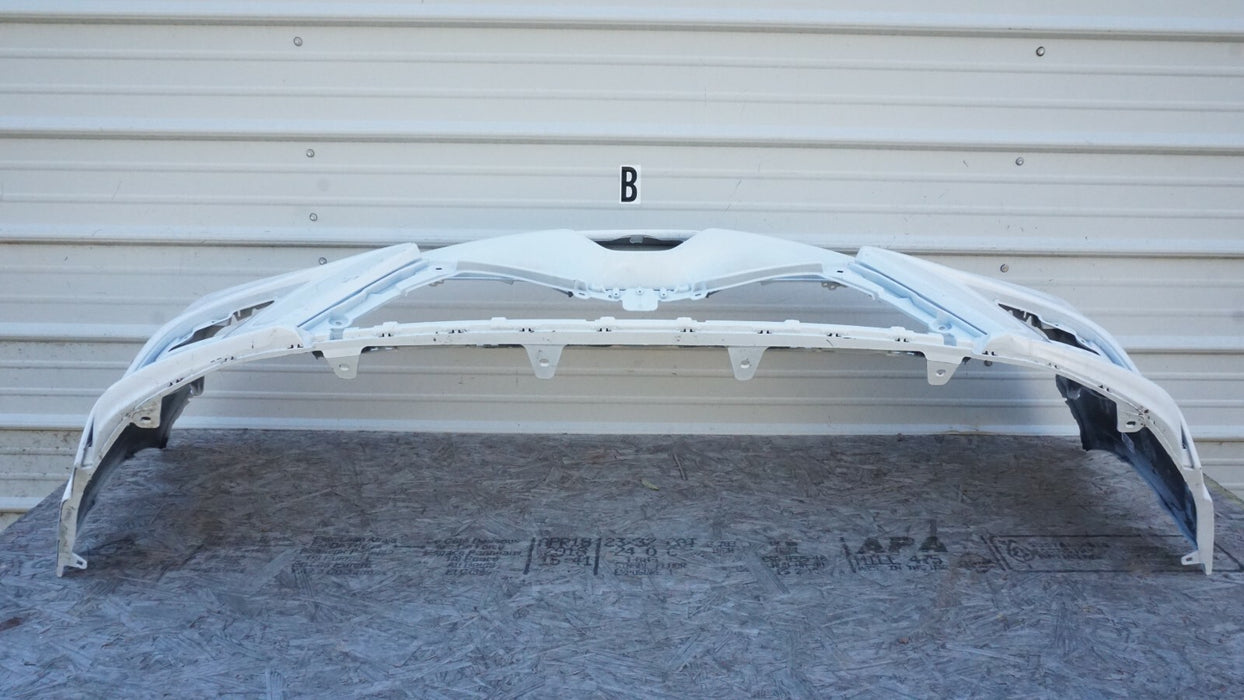 2018-2020 TOYOTA CAMRY FRONT BUMPER COVER PANEL PLASTIC 18 19 20 OEM