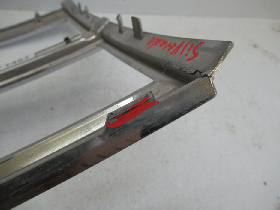 2014-2015 CHEVROLET SILVERADO 2500 3500 FRONT LEFT DRIVER HEADLIGHT TRIM OEM
