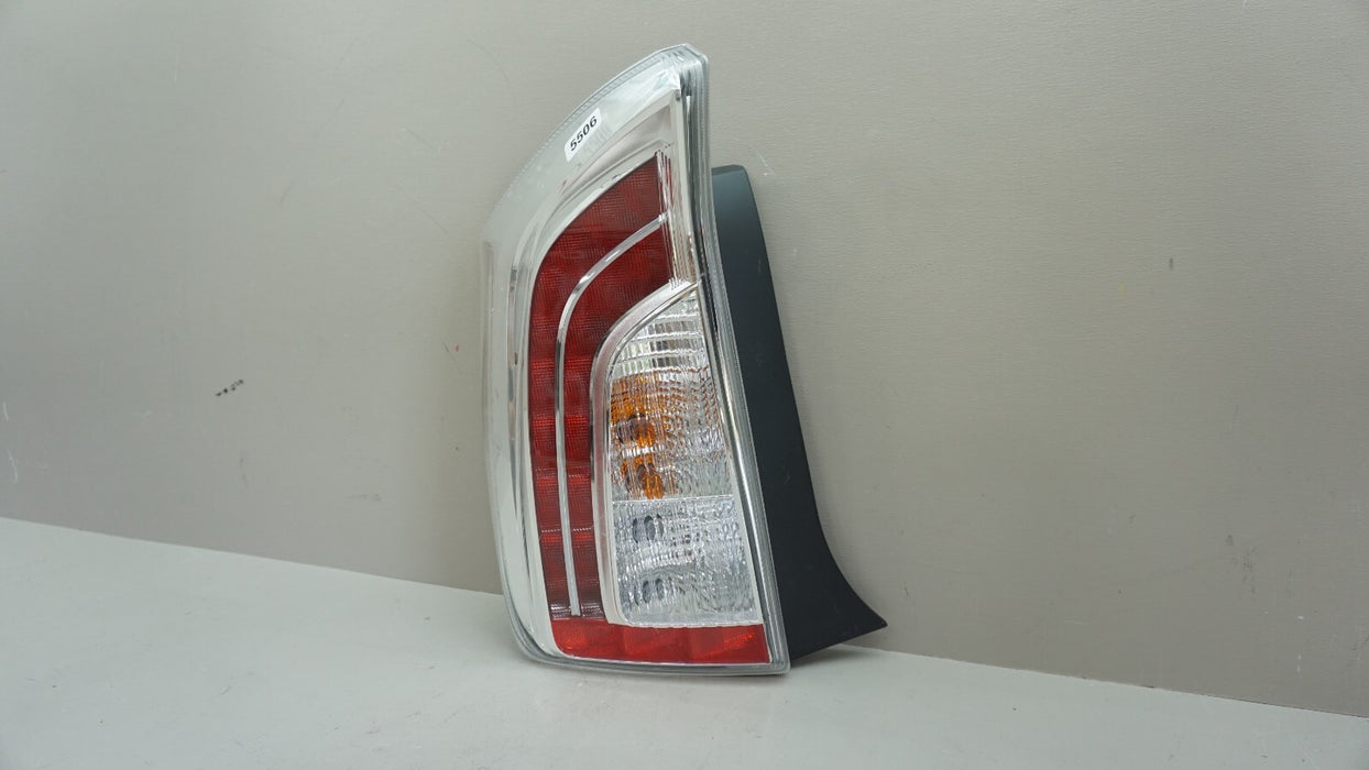 2012-2015 TOYOTA PRIUS REAR LEFT DRIVER SIDE TAIL LIGHT BRAKE STOP LAMP OEM