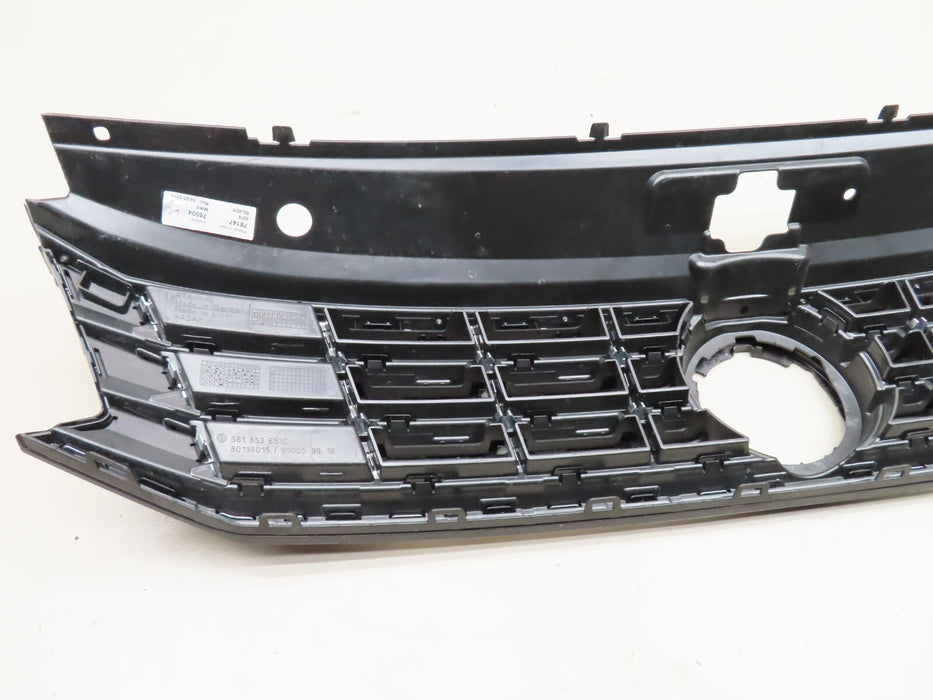 2016-2018 VOLKSWAGEN PASSAT FRONT BUMPER UPPER RADIATOR GRILLE GRILL CHROME OEM
