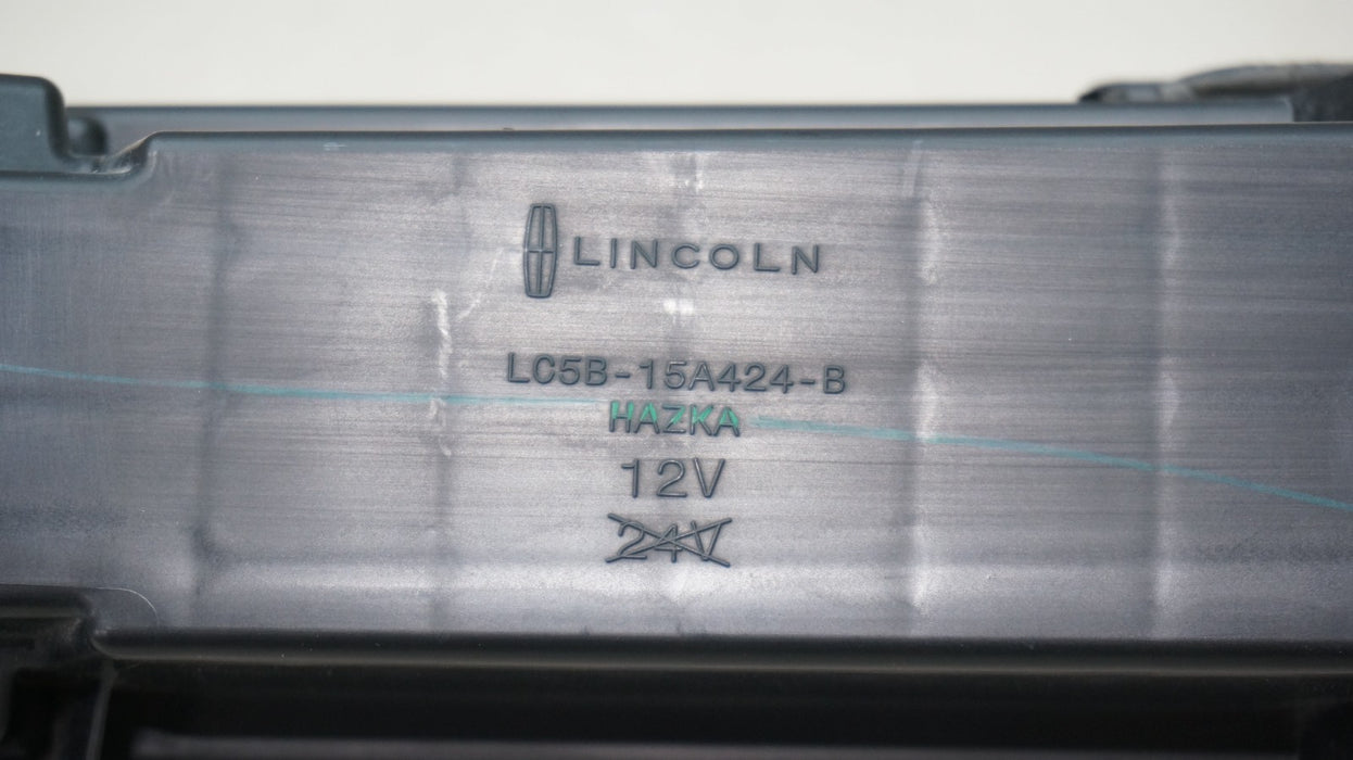 2020-2023 LINCOLN AVIATOR FRONT RIGHT PASSENGER SIDE FOG LIGHT OEM LC5B-15A424-B