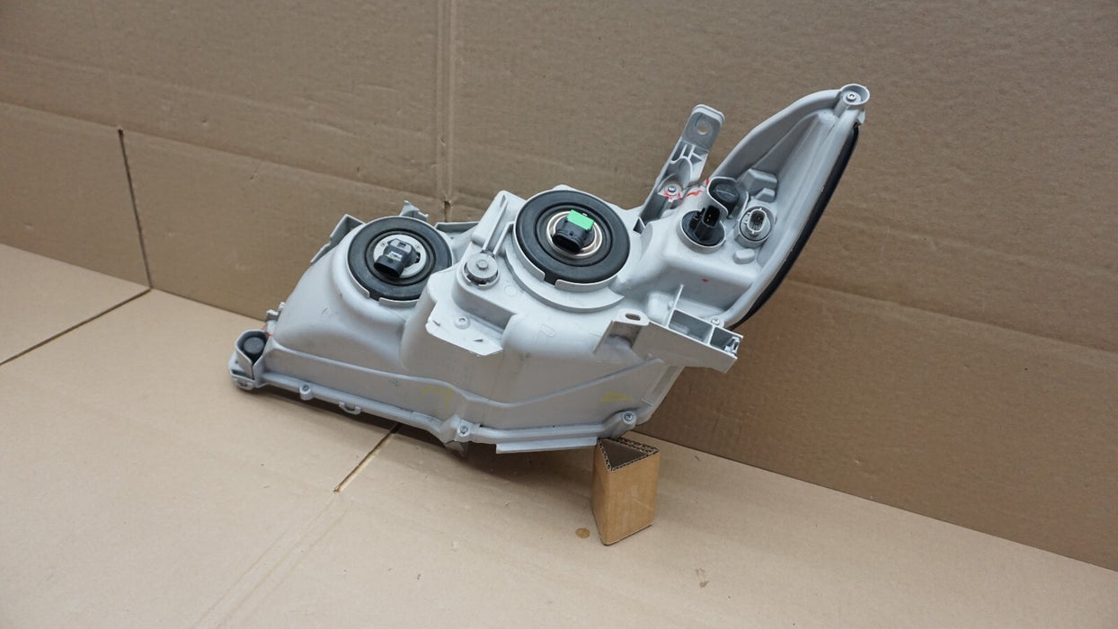 2012-2014 TOYOTA CAMRY FRONT RIGHT PASSENGER SIDE HEADLIGHT HEADLAMP HALOGEN OEM
