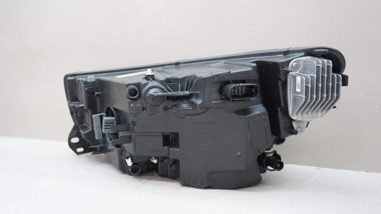 2019-2022 VOLVO XC40 FRONT RIGHT PASSENGER SIDE LED HEADLIGHT OEM 31655998
