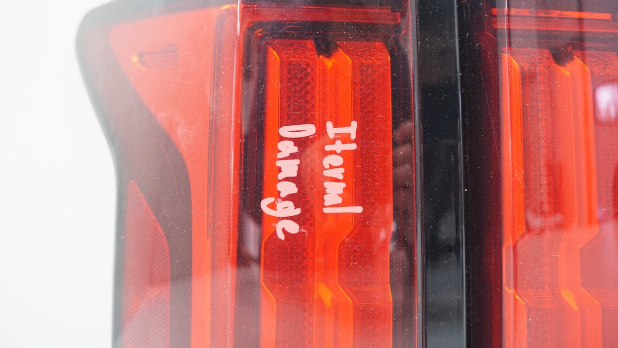 2021-2023 KIA SORENTO REAR LEFT DRIVERS SIDE TAIL LIGHT OEM 21 22 23