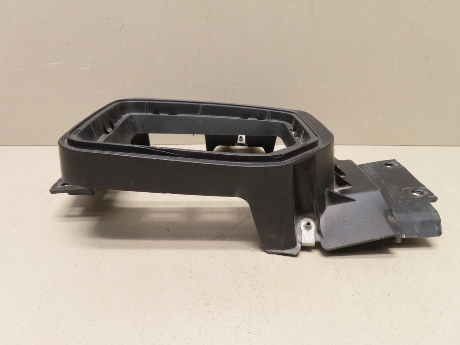 2020-2022 GMC SIERRA 2500/3500 HD FRONT DRIVERS SIDE FOG LIGHT COVER 84683442