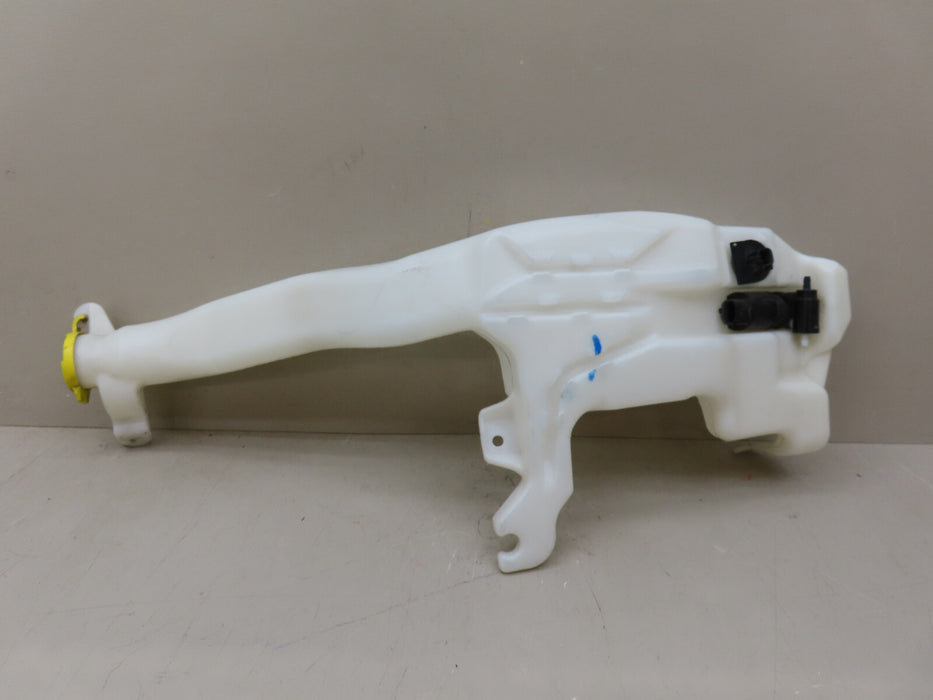 DODGE DURANGO/JEEP GRAND CHEROKEE WASHER RESERVOIR TANK OEM