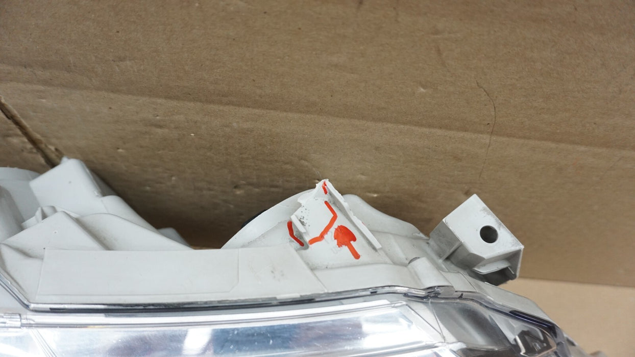 2012-2014 TOYOTA CAMRY FRONT RIGHT PASSENGER SIDE HEADLIGHT HEADLAMP HALOGEN OEM