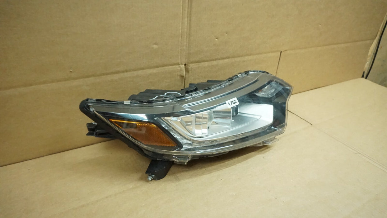 2016-2018 MITSUBISHI OUTLANDER RIGHT PASSENGER SIDE HEADLIGHT LAMP LIGHT OEM