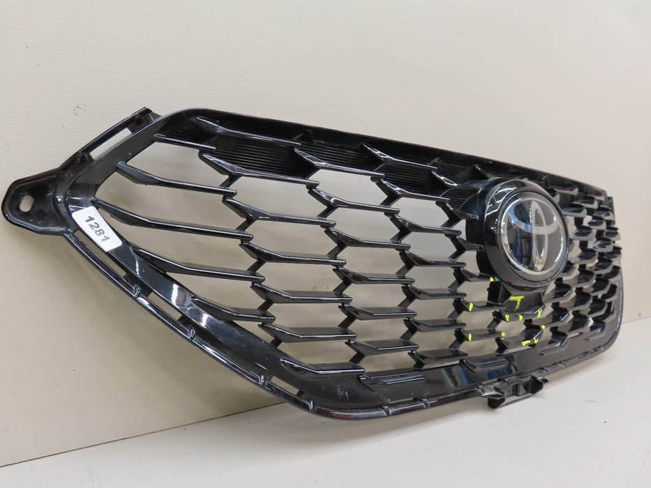 2021-2023 TOYOTA HIGHLANDER FRONT BUMPER CENTER GRILL GRILLE OEM 53111-0E330