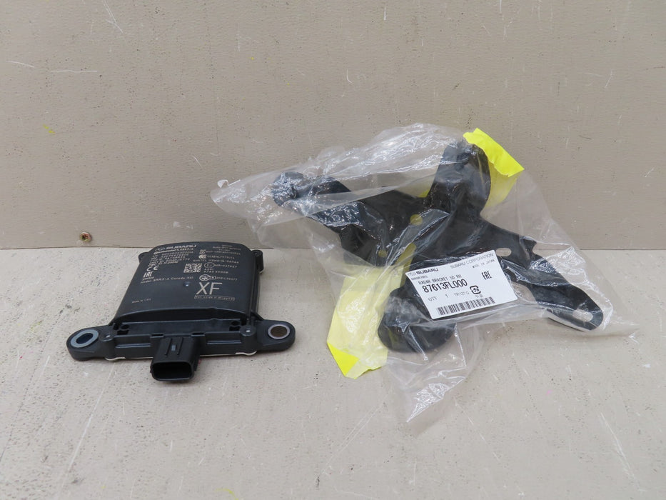 2017-2018 SUBARU IMPREZA REAR RIGHT BLIND SPOT MODULE BRACKET SET OEM 87611XC00B
