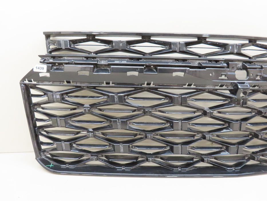 2025 CHEVROLET TRAVERSE Z71 FRONT GRILL GRILLE OEM