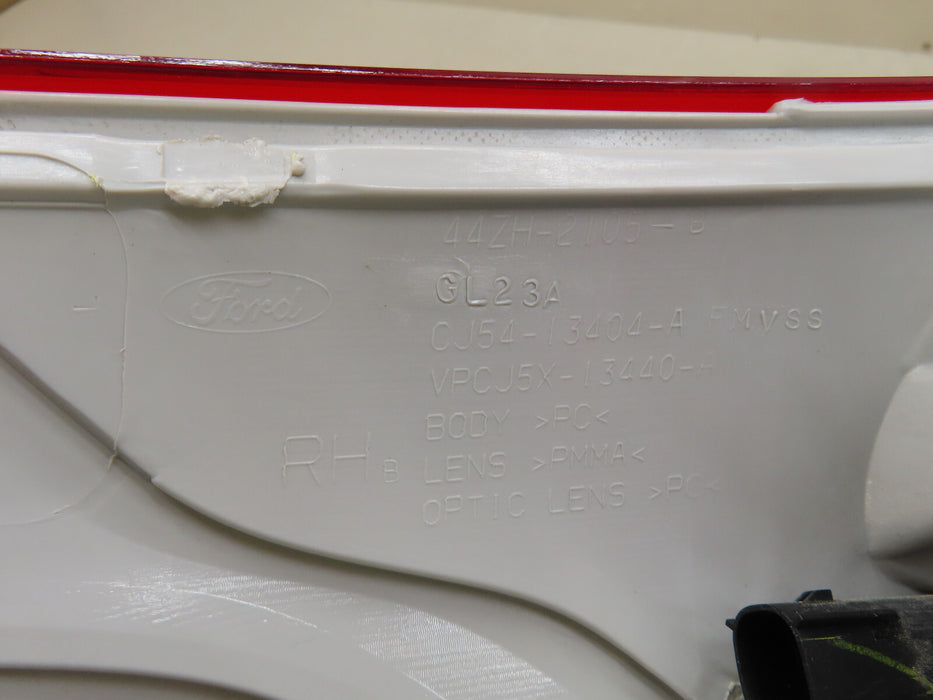 2013 2014 2015 2016 FORD ESCAPE REAR RIGHT PASSENGER SIDE TAIL LIGHT LAMP OEM