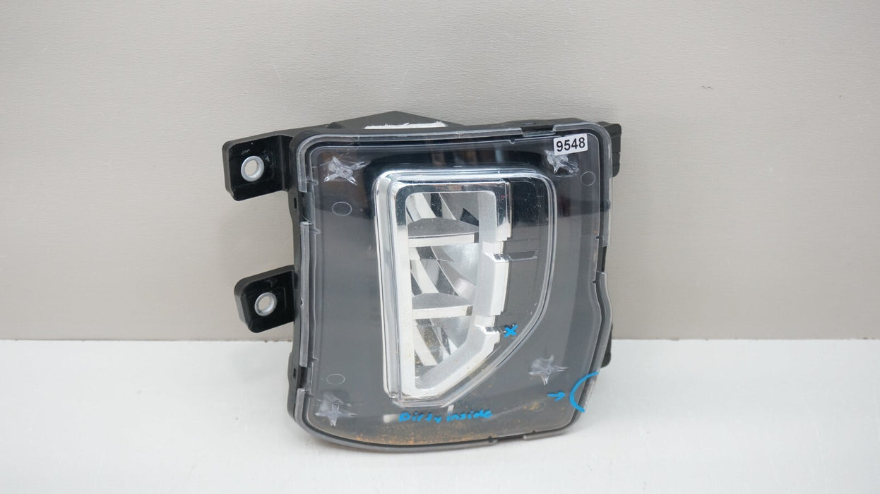 2016-2018 CHEVROLET SILVERADO 1500 FRONT RIGHT PASSENGER SIDE FOG LIGHT OEM