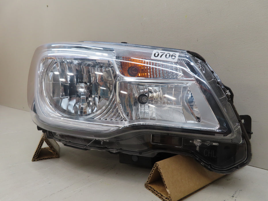 2017 2018 SUBARU FORESTER FRONT RIGHT PASSENGER HALOGEN HEADLIGHT W/LED OEM