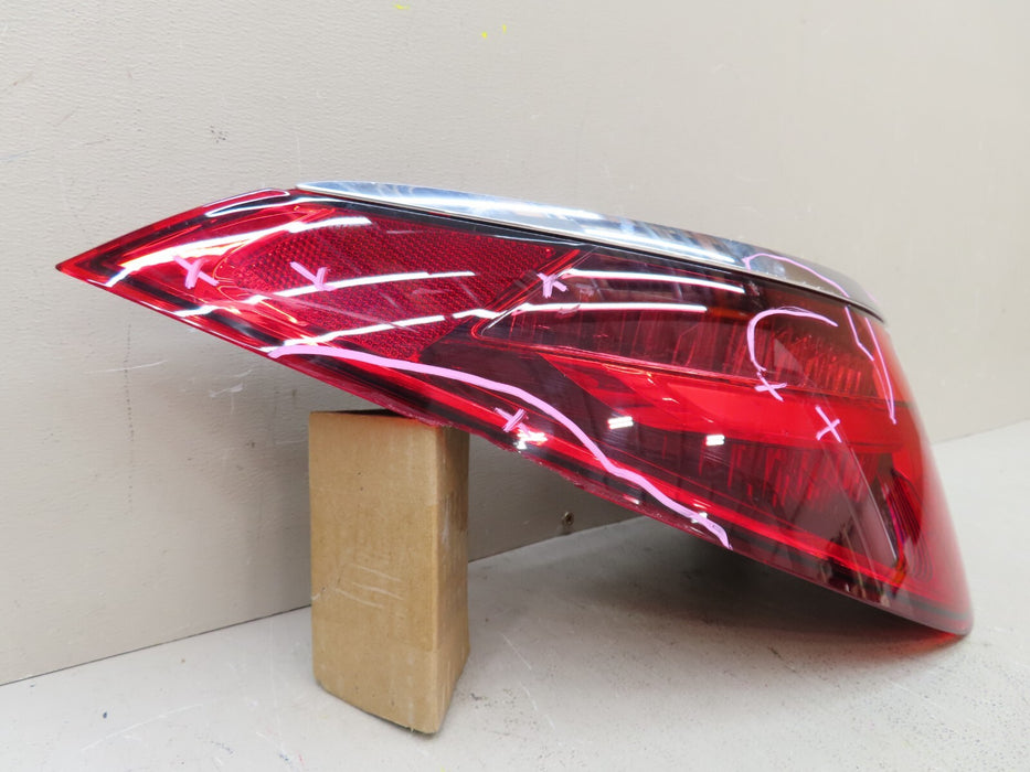 2021-2023 MERCEDES-BENZ S-CLASS S500 S560 S580 W223 LEFT DRIVER TAIL LIGHT OEM