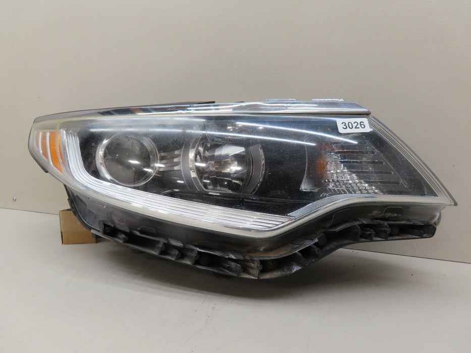 2016-2018 KIA OPTIMA LX FRONT RIGHT SIDE HEADLIGHT LAMP HALOGEN OEM 92102-D50