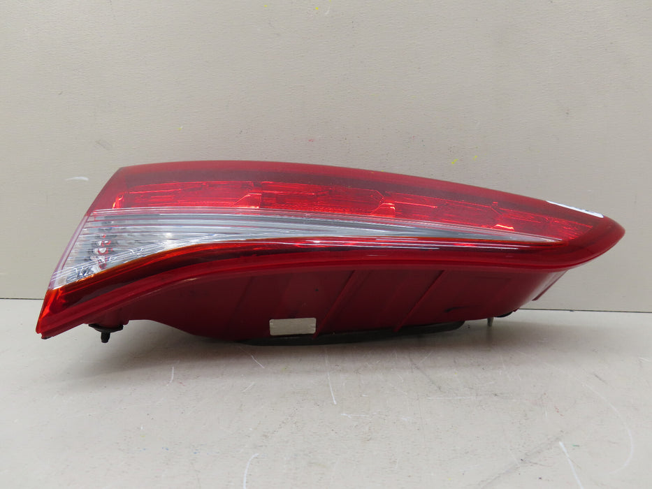 2016 2017 2018 HYUNDAI TUCSON REAR LEFT DRIVER TAIL LIGHT INNER OEM 92403-D3