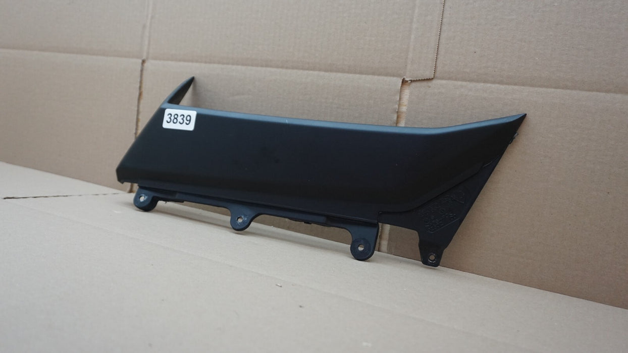 LAMBORGHINI AVENTADOR PASSENGER RIGHT SIDE FENDER TRIM OEM 470854776A