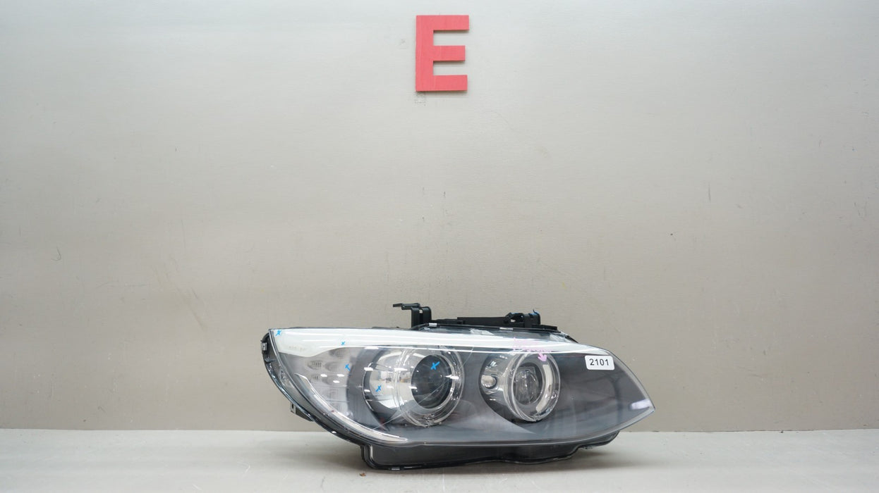 2009-2011 BMW 3-SERIES FRONT RIGHT PASSENGER SIDE XENON HID HEADLIGHT OEM