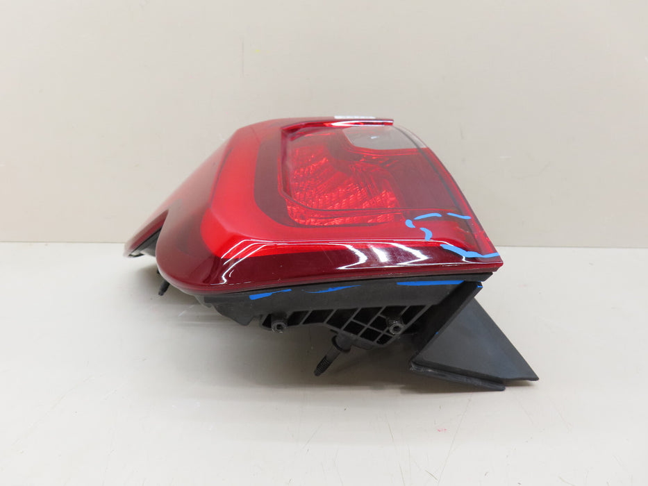 2020-2023 GMC ACADIA REAR LEFT DRIVER SIDE TAIL LIGHT OUTER OEM 84863046