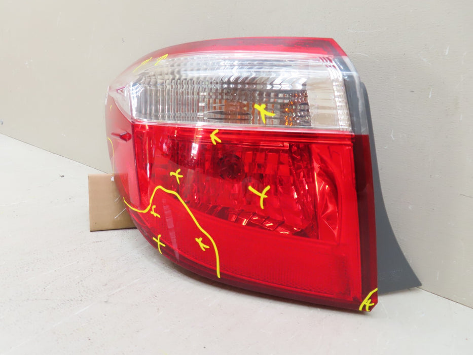 2014-2016 TOYOTA COROLLA REAR LEFT DRIVER SIDE OUTER TAIL LIGHT BRAKE LAMP OEM