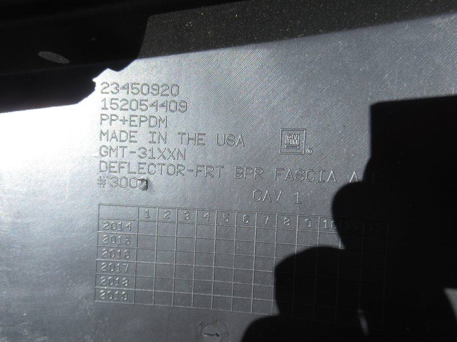 2015-2020 GMC CANYON COLORADO FRONT BUMPER LOWER DEFLECTOR VALANCE OEM 23450920