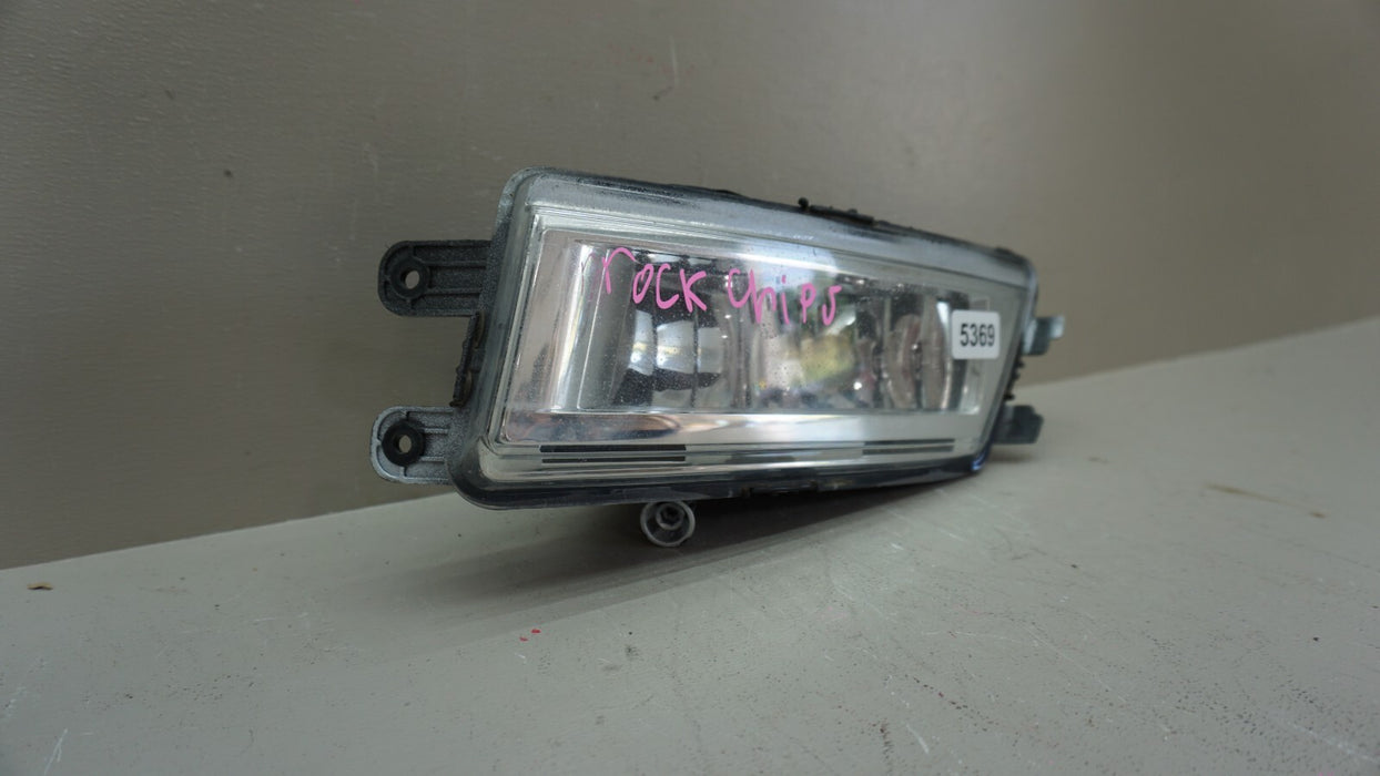 2014-2015 VOLKSWAGEN PASSAT FRONT LEFT DRIVER SIDE BUMPER FOG LIGHT LAMP OEM