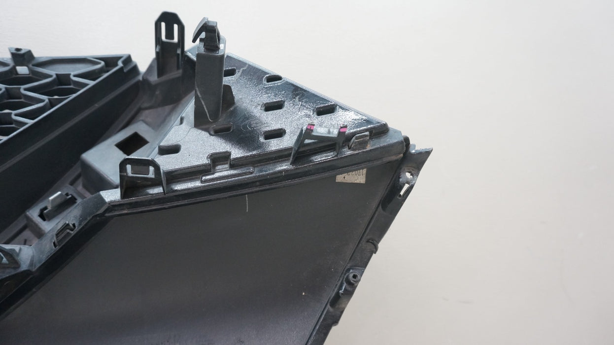 2016-2018 NISSAN MAXIMA FRONT BUMPER UPPER GRILLE OEM 62310-4RA0A