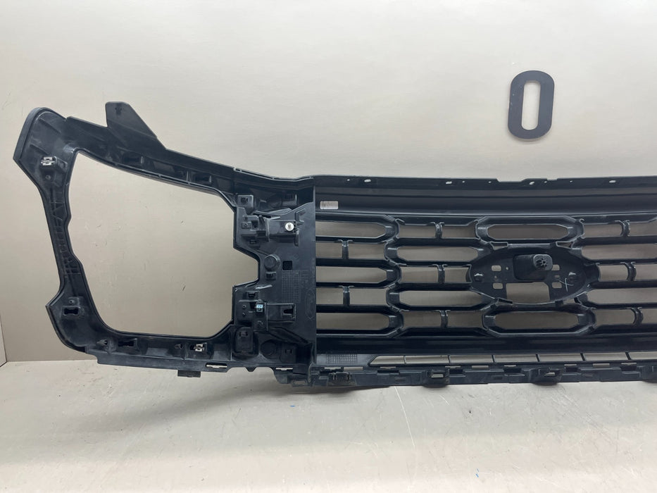 2024-2026 FORD F-150 FRONT UPPER GRILLE RL34-8200-SAW OEM