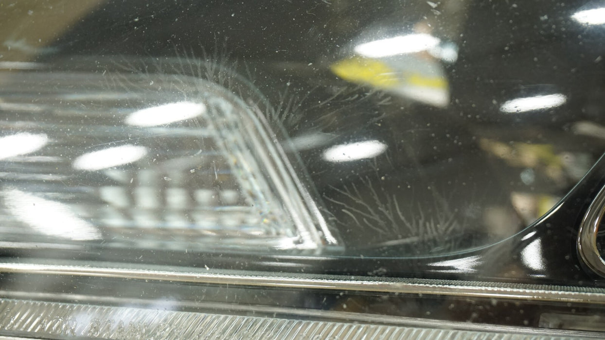 2015-2018 TOYOTA SIENNA FRONT LEFT DRIVER SIDE HEADLIGHT HEADLAMP HALOGEN OEM