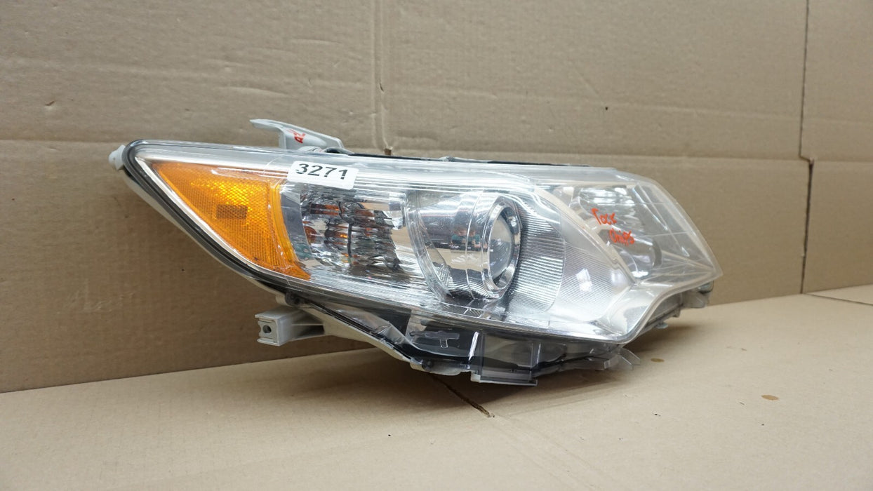 2012-2014 TOYOTA CAMRY FRONT RIGHT PASSENGER SIDE HEADLIGHT HEADLAMP HALOGEN OEM