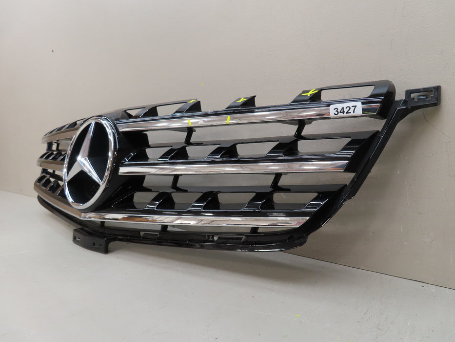 2012-2015 MERCEDES-BENZ ML CLASS W166 FRONT RADIATOR GRILLE OEM A0008880060