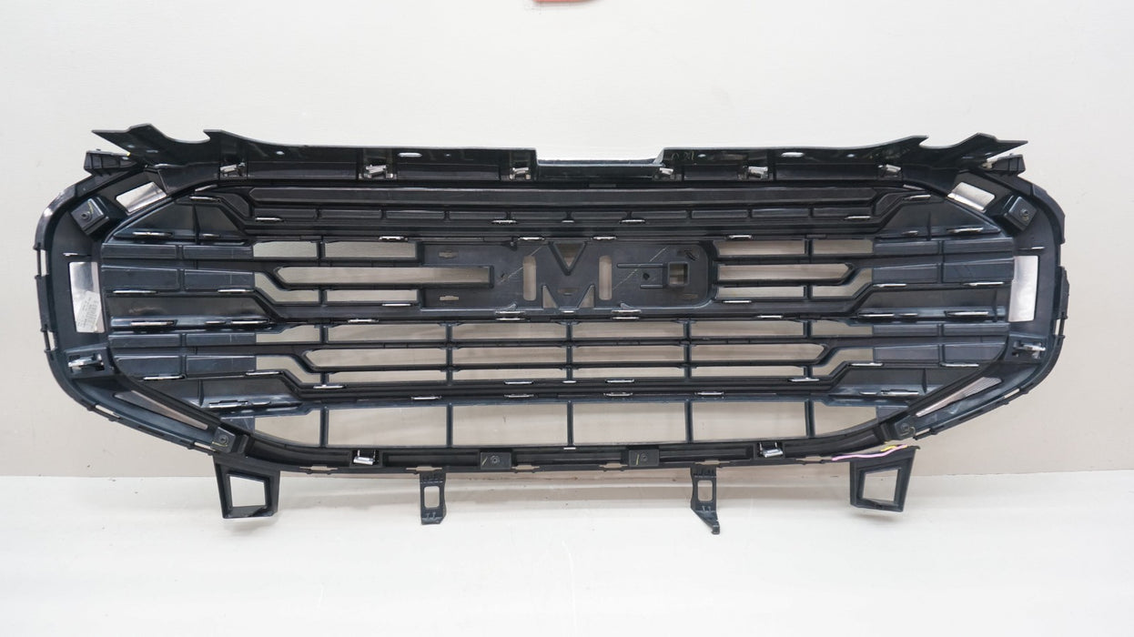 2018-2021 GMC TERRAIN FRONT RADIATOR GRILLE GRILL 23196294 OEM