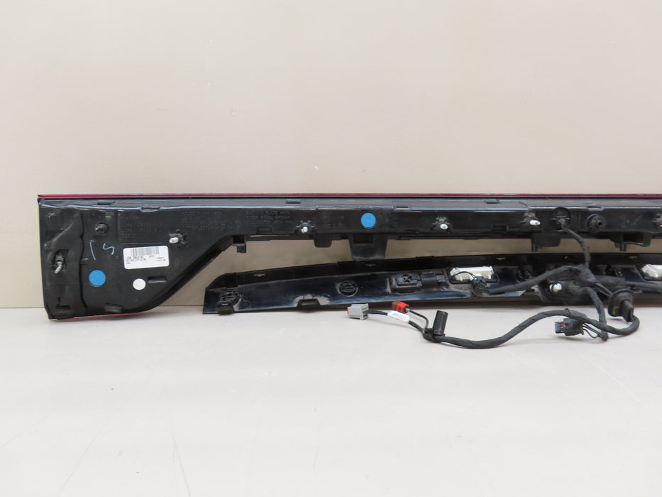 2020-2024 LINCOLN AVIATOR REAR CENTER TRUNK TAIL LIGHT LED W/CAMERA OEM