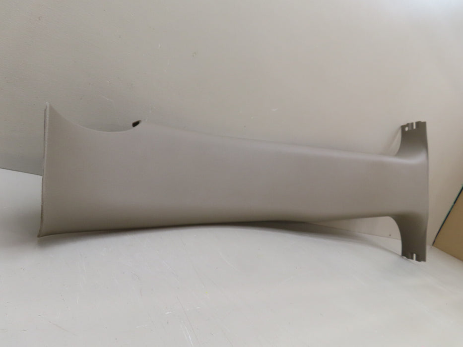 2000-2003 CHEVROLET/GMC TAHOE-SUBURBAN/YUKON CENTER PILLAR TRIM OEM 15162201