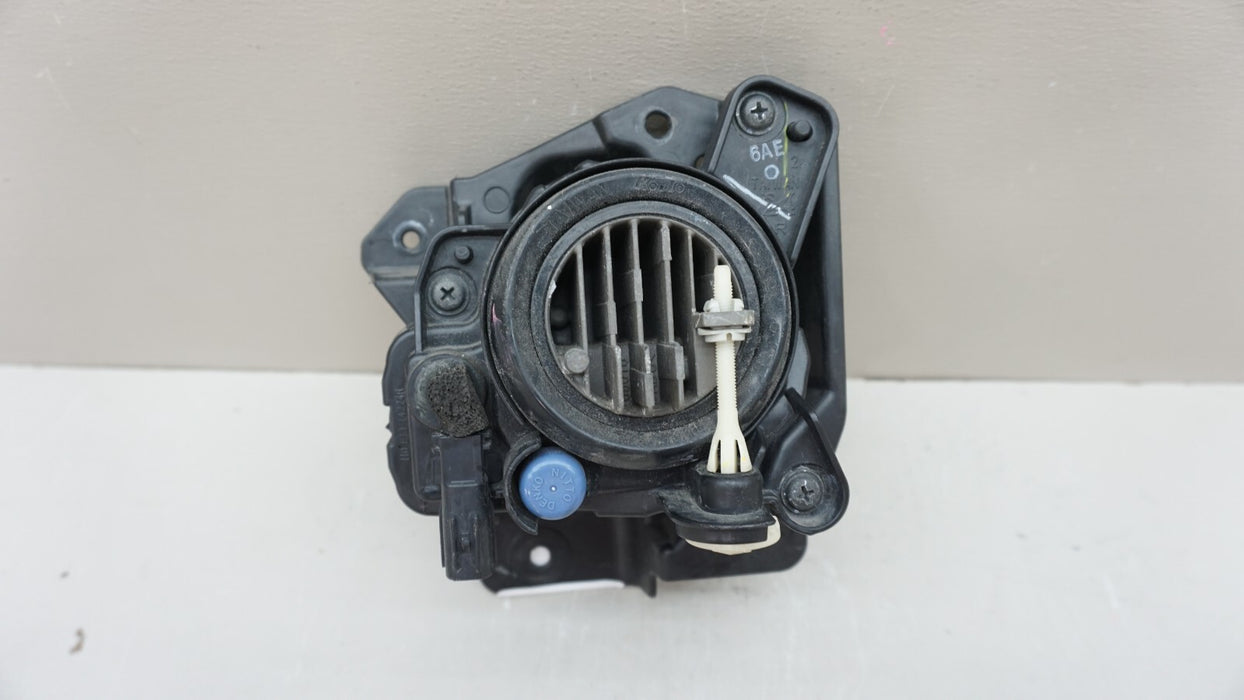 2016 MAZDA CX-5 FRONT RIGHT PASSENGER SIDE FOG LIGHT W/ BRACKET KA0H-51684 OEM