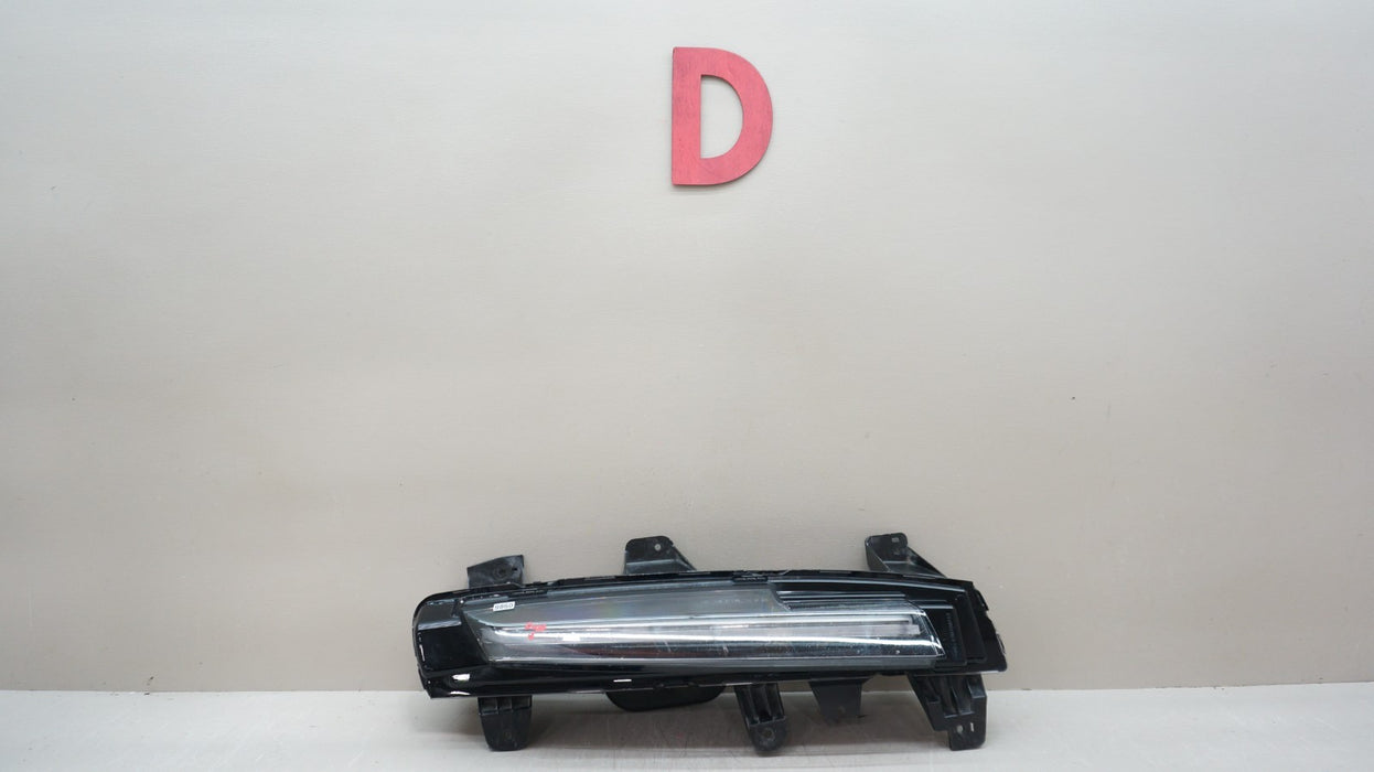 2021-2024 CADILLAC ESCALADE FRONT LEFT DAYTIME RUNNING LIGHT DRL OEM 85117442