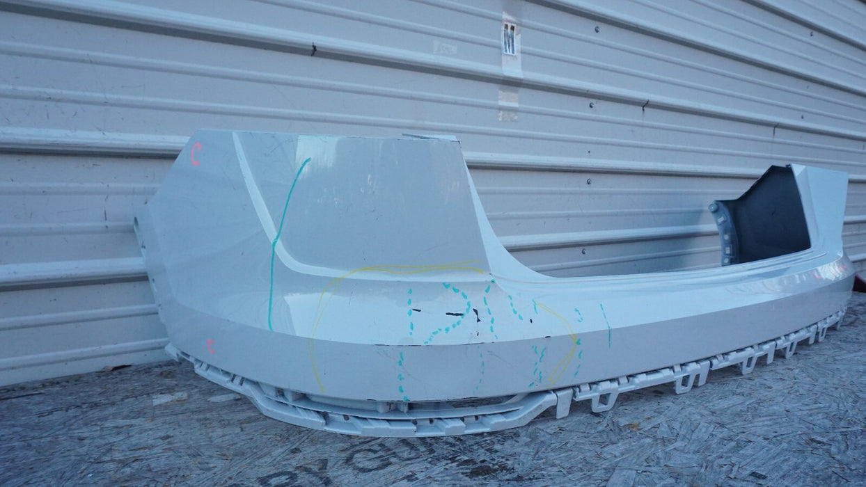 2019-2020 AUDI Q8 REAR BUMPER COVER PANEL ASSEMBLY ORIGINAL 4M8807511 OEM 19 20