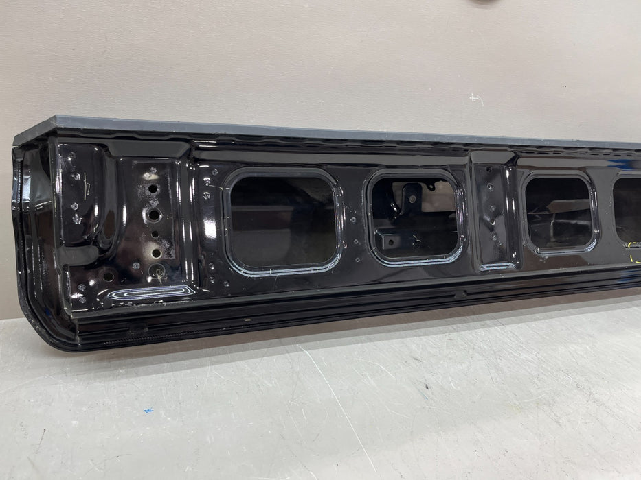 2019-2026 CHEVROLET SILVERADO 1500 UPPER TAILGATE 069 0604 3 B09 OEM