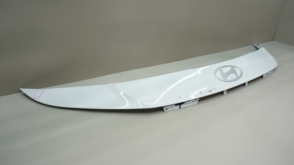2024-2025 HYUNDAI ELANTRA FRONT UPPER GRILLE MOLDING OEM 86599-AAAA0